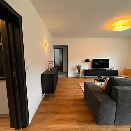 - Haus Am Fluss Apartman