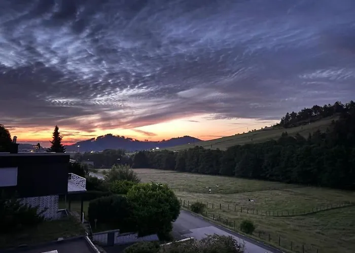 - Haus Am Fluss Apartman *